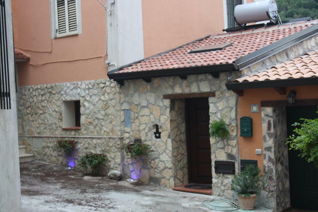 La Casetta Di Elena Lamezia Terme Exterior foto