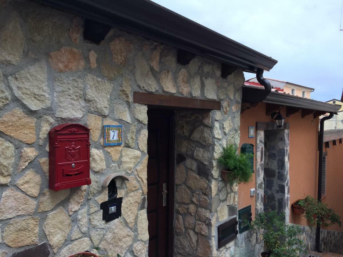 La Casetta Di Elena Lamezia Terme Exterior foto